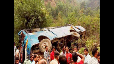 14 killed, 31 injured in road mishap in Chamba