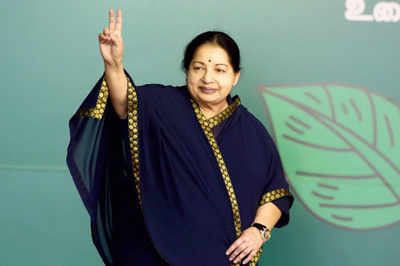 Jayalalithaa to be sworn in as CM today, Stalin likely to attend function