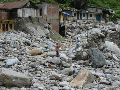 Ten killed in landslide in Uttarakhand