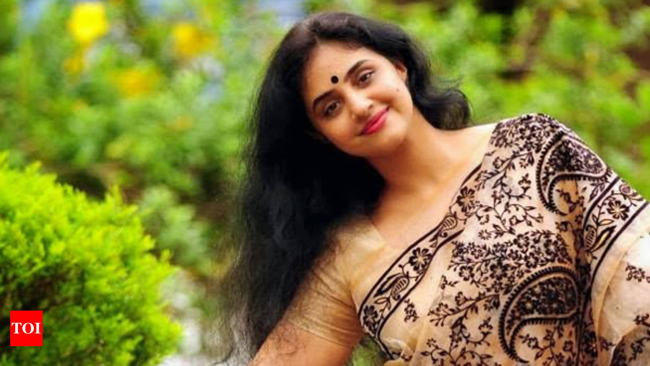 Methil Devika makes her film debut | Malayalam Movie News - Times of India