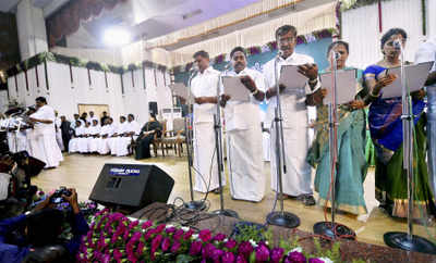 Actors, Industrialists throng Jaya's swearing-in ceremony