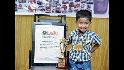 4-year-old boy spells, reverse-counts his way into record books
