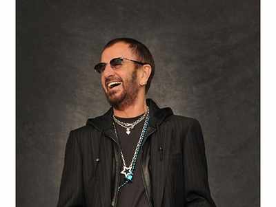 Ringo Starr reunites with Joe Walsh onstage