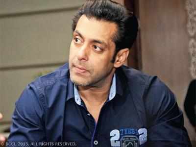 Salman Khan breaks his silence on marriage rumours with Lulia Vantur
