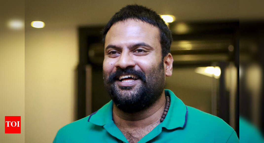 Tini Tom sings for 'Anyarkku Praveshnamilla' | Malayalam Movie News ...