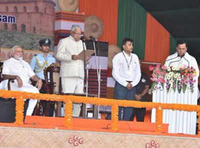 PM in attendance, Sonowal becomes first BJP chief minister