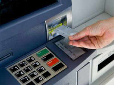 RBI says one-third of ATMs non-functional, warns of penal action