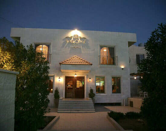 Go pocket-friendly in the affordable hotels of Jordan