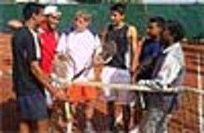 Indian tennis juniors off pace