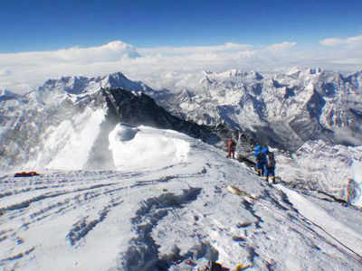 Nepal to honour 9 hero Sherpas on International Everest Day