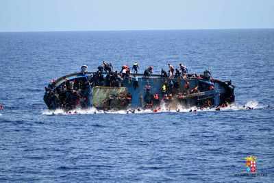 Up to 30 migrants feared dead in shipwreck off Libya