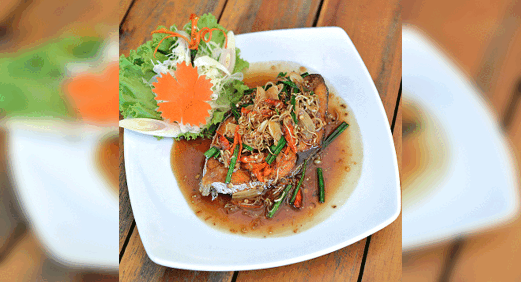 Fried Fish with Lemongrass Recipe: How to Make Fried Fish with Lemongrass Recipe | Homemade Fried Fi
