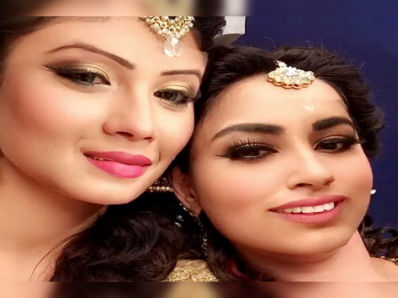 Naagin actors Mouni Roy and Adaa Khan swap faces - Times of India