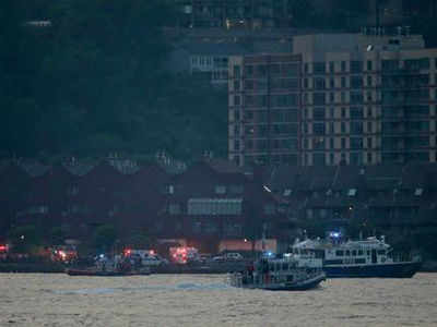 Small WWII-era plane crashes in Hudson River; body found