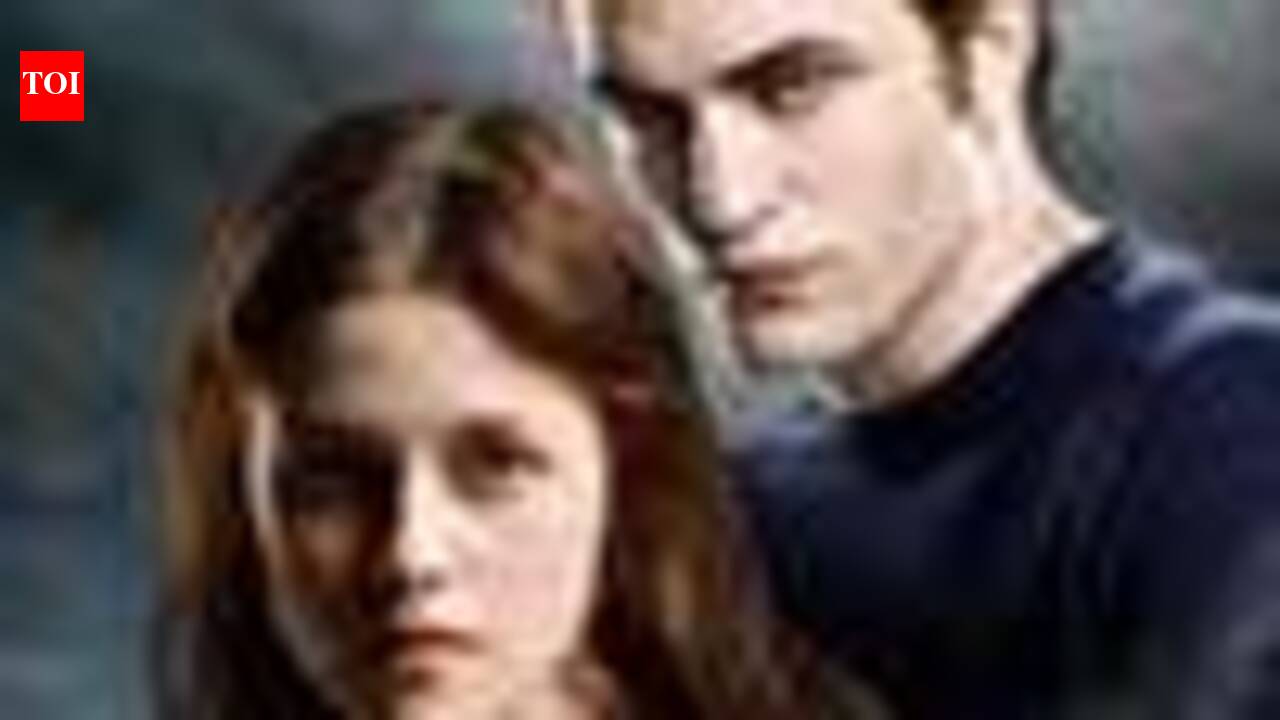 Twilight Movie Review {3.5/5}: Critic Review of Twilight by Times of India
