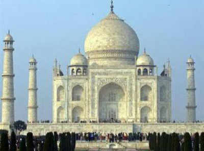 Pollution turning Taj Mahal yellow: NGT notice to Centre