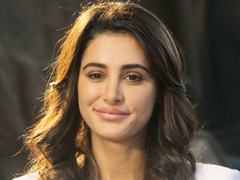 Nargis Fakhri Feels She Doesnt Fit Into B Town Hindi Movie News