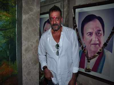 Sanjay Dutt to reprise Sunil Dutt's role in 'Amrapali' remake