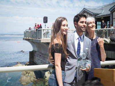 Meadow presents Paul Walker Ocean Leadership Award to Grenier