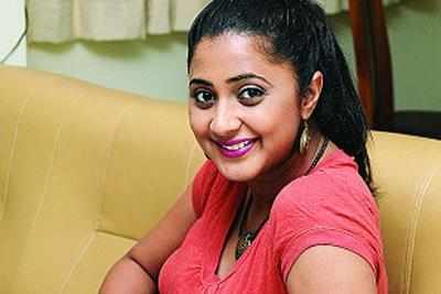 Kaniha is a teenager's mom in her next