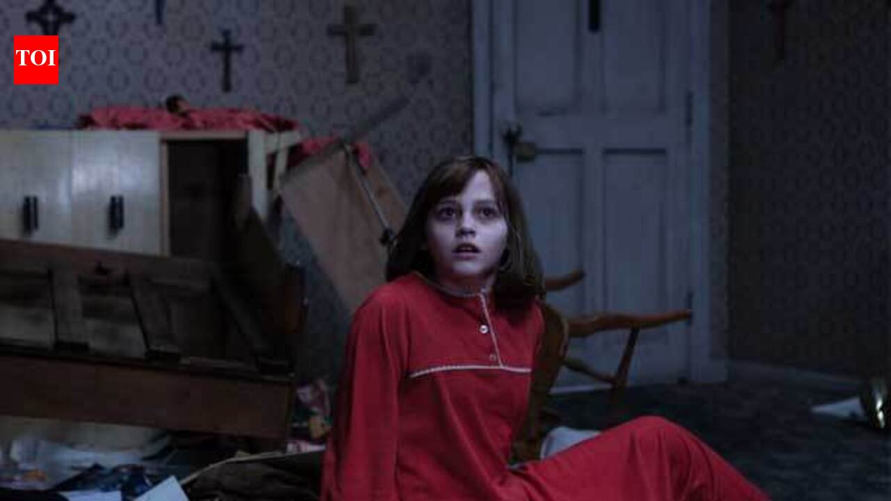 Movie Conjuring 2 Review 2016, Story, Trailers | Times of India