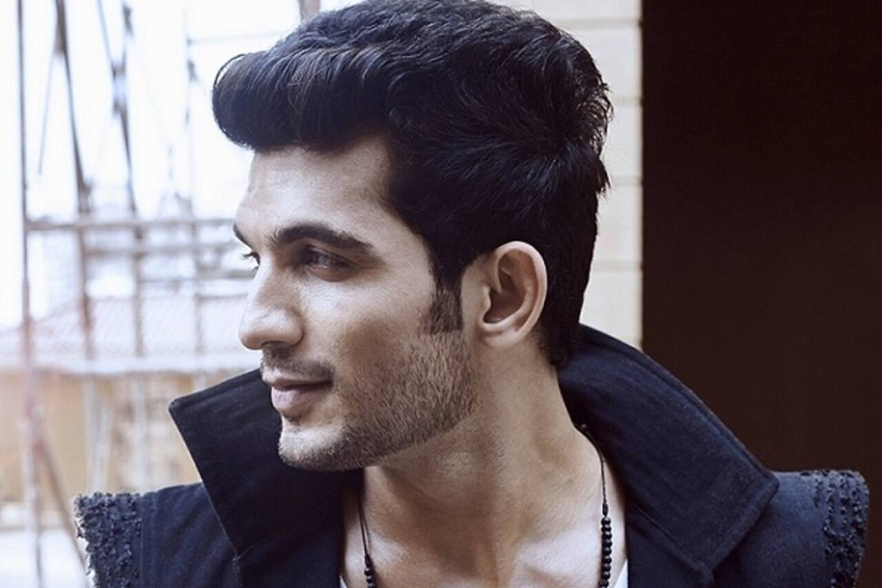 Arjun Bijlani chills with Sussanne Roshan; shares lovely post