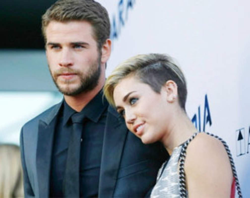 
Miley Cyrus, Liam Hemsworth's wedding plans revealed
