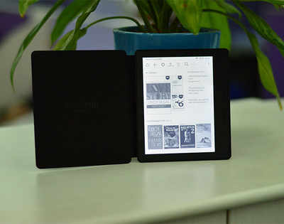 Amazon Kindle Oasis review: For the book worm in you