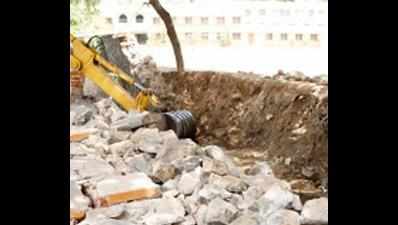 Teen injured in Gandhi Nagar wall collapse