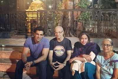 Mohit Malik visits Shirdi with wife Aditi Shirwaikar and parents, see pic