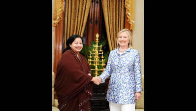 Jayalalithaa greets Hillary Clinton, says Democratic presidential candidate will be a role model for all women