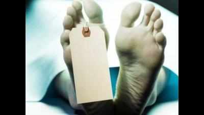 Decomposed body of youth found in Narmada