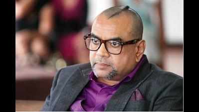 Paresh Rawal points out lack of facilities to airport officials