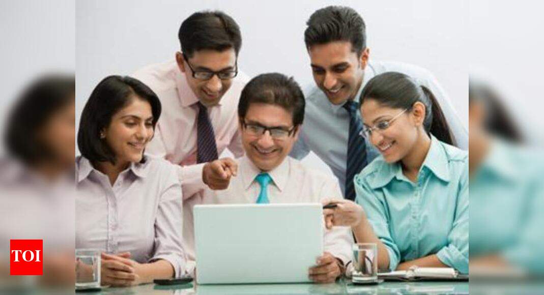 More Indian professionals want to work at homegrown firms, survey says