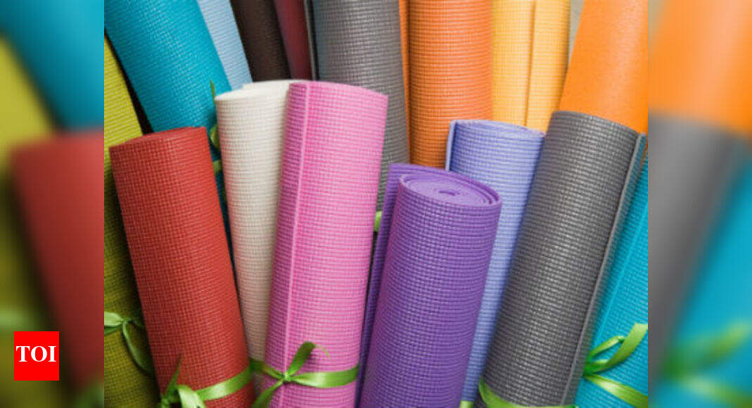 how to pick the right yoga mat