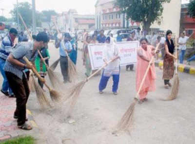 ‘Swachhta diwas’ in schools, colleges to spur clean drive?