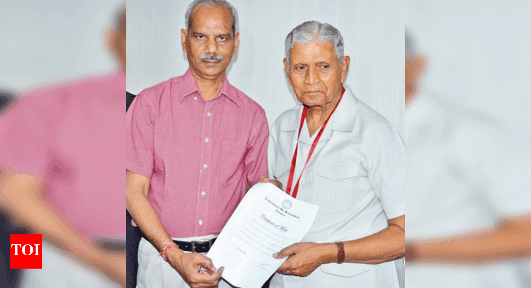 Former IAS wins a 47-year-long battle for his gold medal in LLB ...