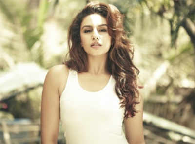Huma Qureshi likes taking up challenging roles