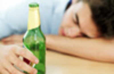Men who believe ageing is linked to happiness binge drink