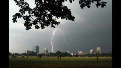 Lightning kills two as rains drench coastal Saurashtra