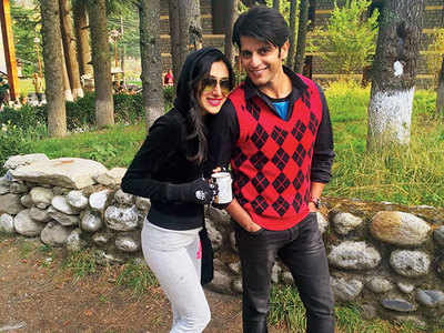 Teejay Sidhu and Karanvir Bohra are expecting their first baby