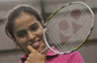 Saina reaches semis of World Super Series Masters Final