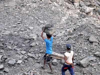 Centre asks state govt to expedite mining auction process