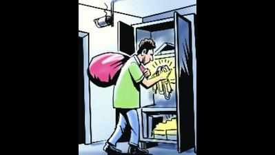 Secretary of milk collection centre robbed of Rs 3.7 lakh in Aravalli