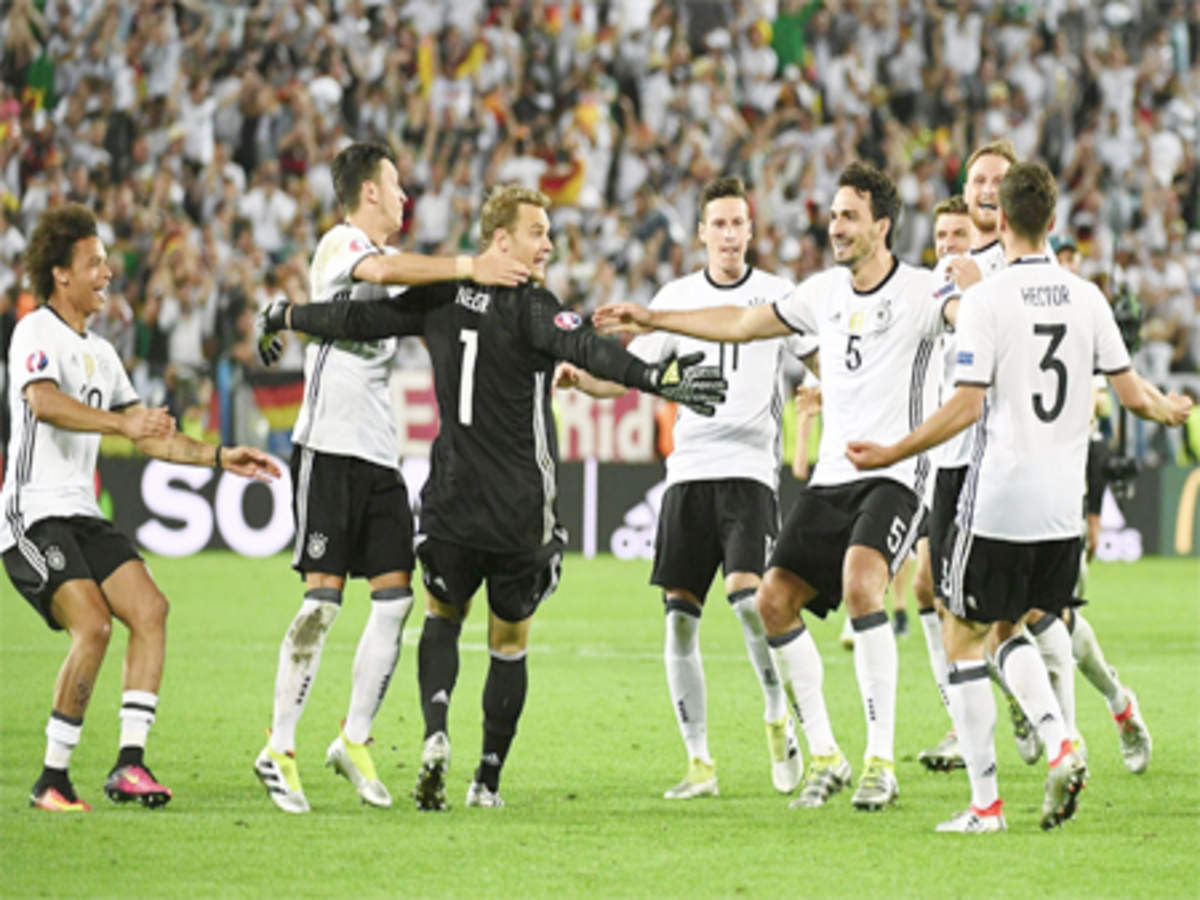 Euro 16 Germany Win Shootout 6 5 To End Italy Jinx Reach Semis Football News Times Of India