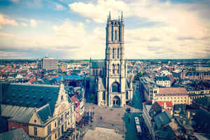 St. Bavo&rsquo;s Cathedral