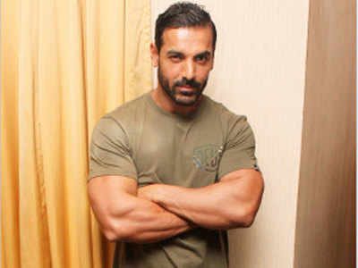 9 Pictures Of John Abraham With And Without Makeup  Styles At Life