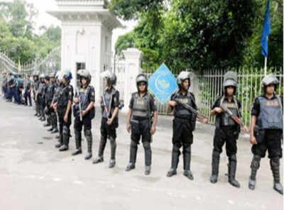 Blast, gunbattle rock Eid prayers in Bangladesh