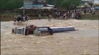 Two kids washed away in Panna, heavy rain alert in several districts in MP