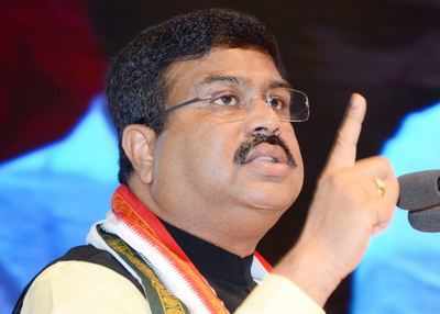 Pradhan seeks cheap land from states for SC/ST pumps